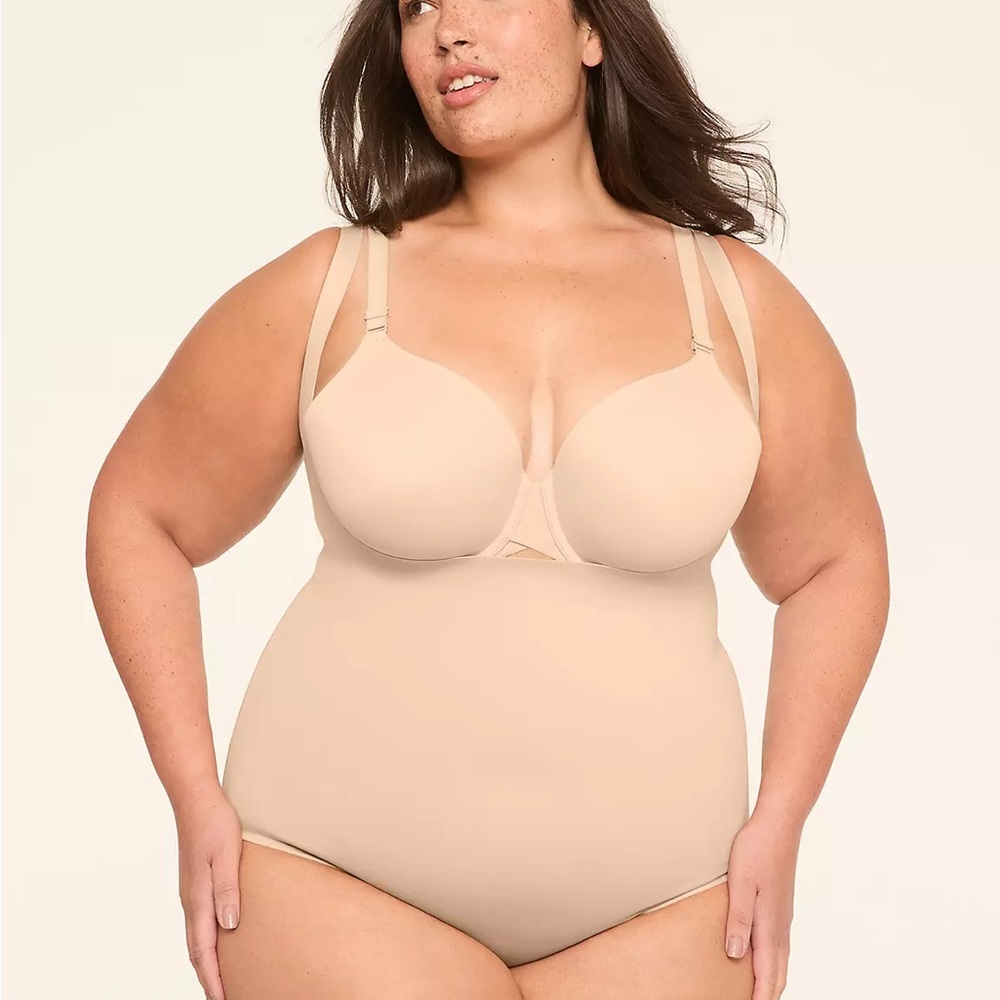 Cacique Open-Bust Contouring Shapewear, Level 3